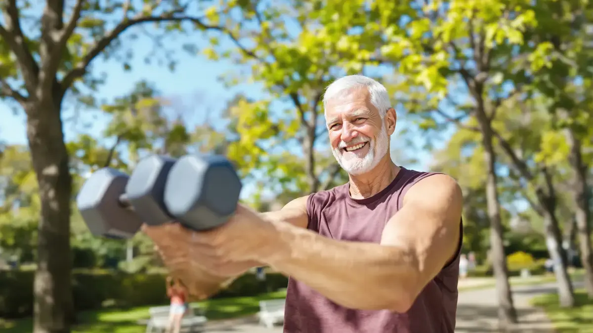 Is één sportsessie per week genoeg na je 50ste? Wat de wetenschap werkelijk zegt